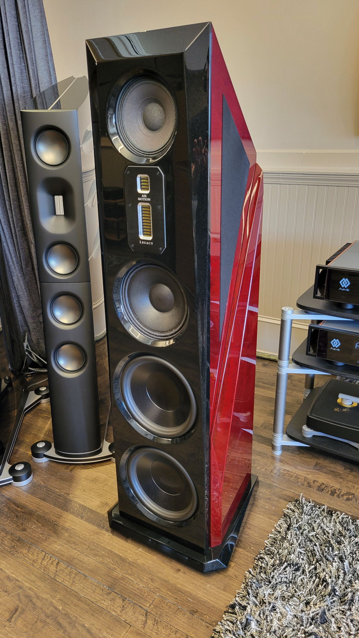 Legacy Audio - Aeris Full Range Loudspeakers - Inspecte... 4