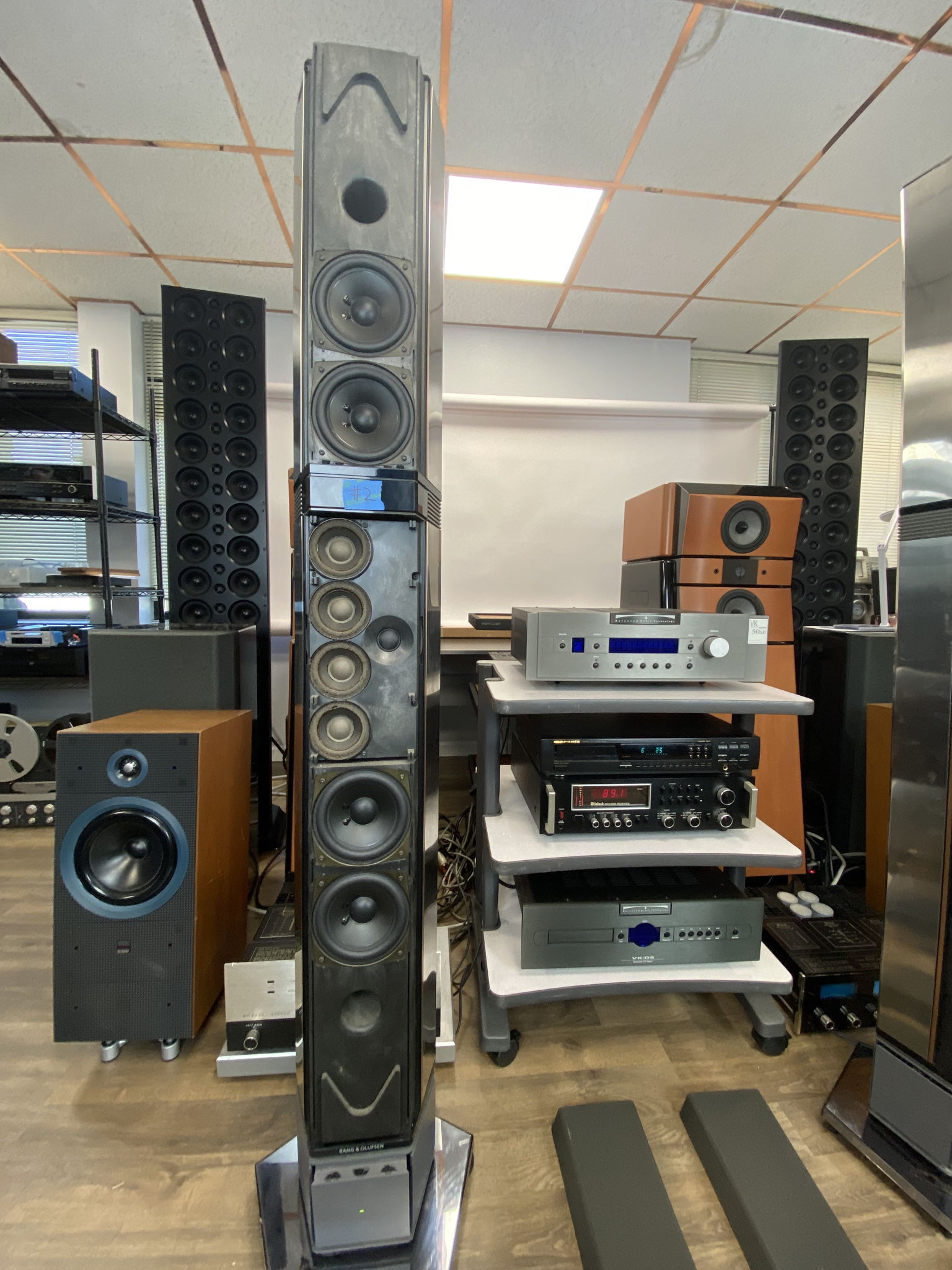 Iconic Vintage Bang & Olufsen BeoLab Penta 3 (Type 6633... 3