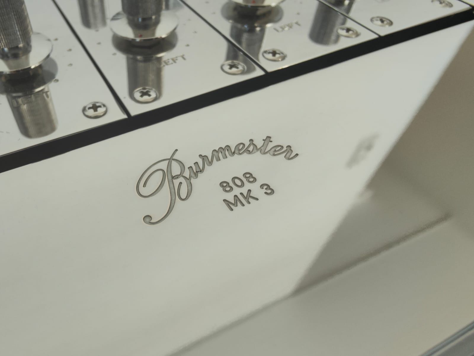 Burmester 808 mkIII High End pre amplifier with modules 3