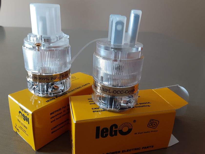 IeGO 8095-Ag Pure Silver Hi-End Power Plug and IEC Connector