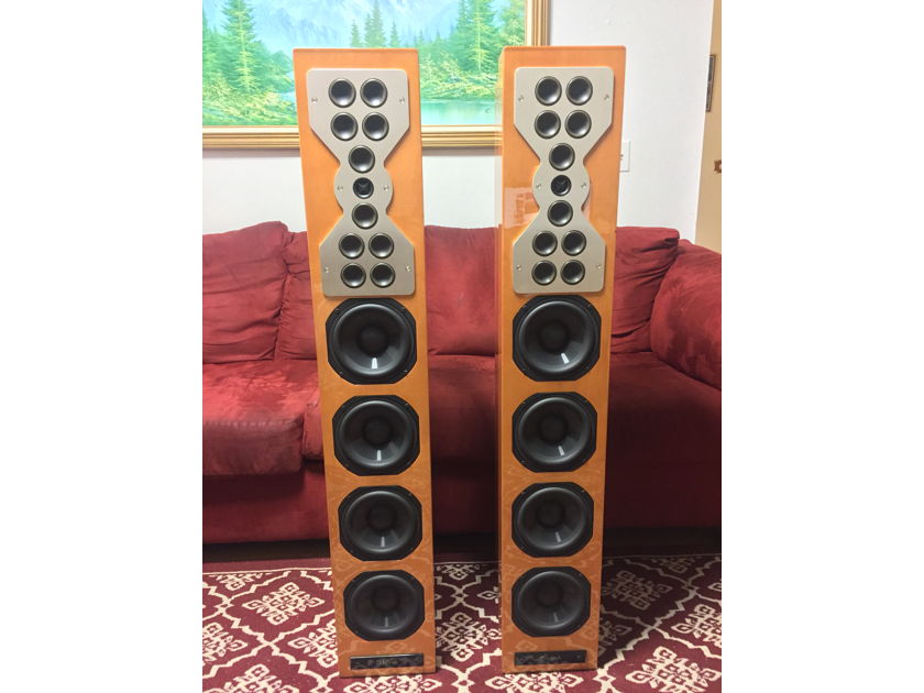 Mcintosh  XR100 Floor Standing Speakers