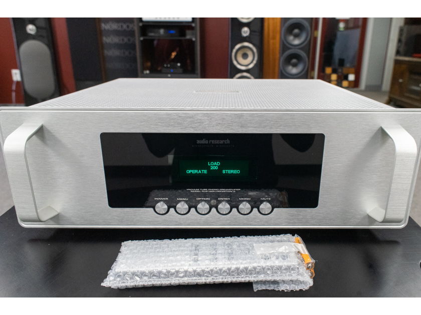 Audio Research PH9 - Phono Pre-Amplifier - Demo w/ Org Box, Remote, Etc