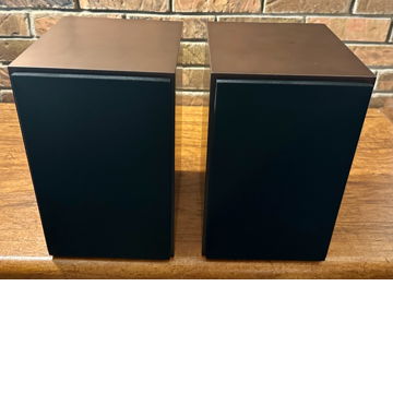 XSA Vanguard LS3/5a speakers in like new condition-1 yr...