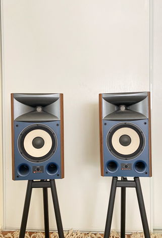 JBL Synthesis 4306