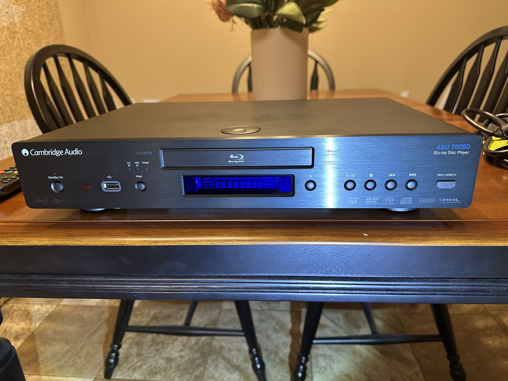 Cambridge Audio Azur 752 blu-ray player 4