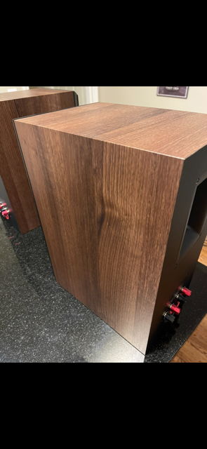 Klipsch RP600M II Walnut Bookshelves!! 8