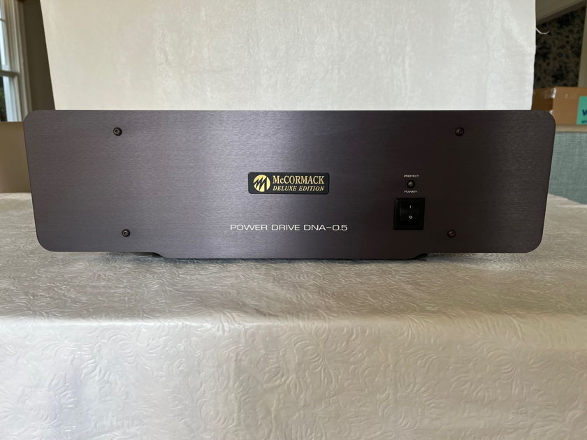 McCormack Power Drive DNA-0.5 Deluxe Edition Amplifier In Excellent Condition