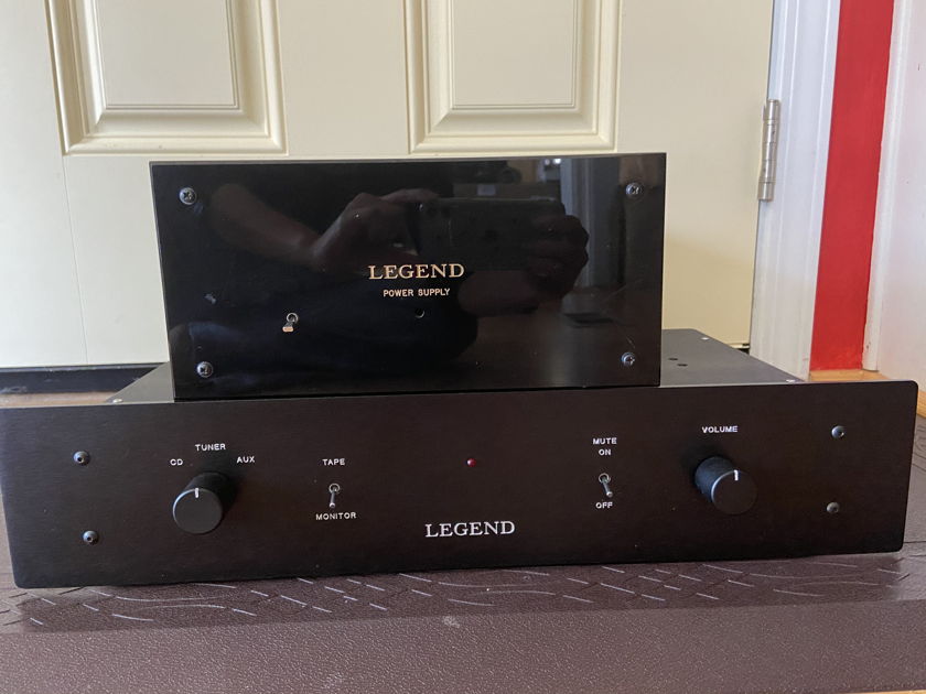 Von Gaylord Audio Custom Legend Pre-amp with Separate Power Supply