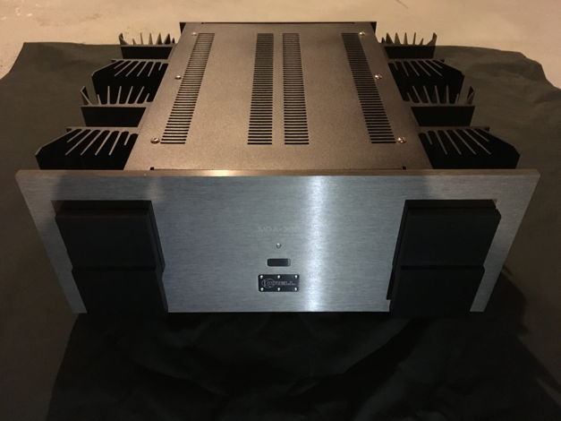 Krell MDA-300 Power Amplifier