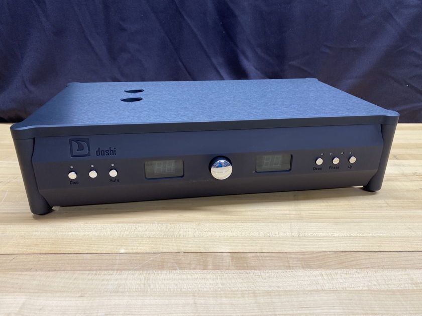 Doshi Audio Evolution Line Stage and Phono Stage