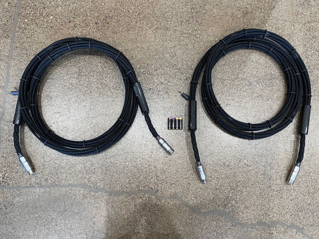 Synergistic Research SRX XLR 3m -- Excellent Condition ...