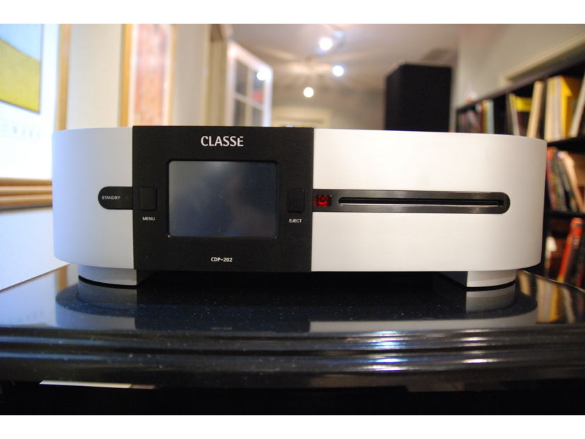 Classe CDP-202 One owner. Excellent condition.