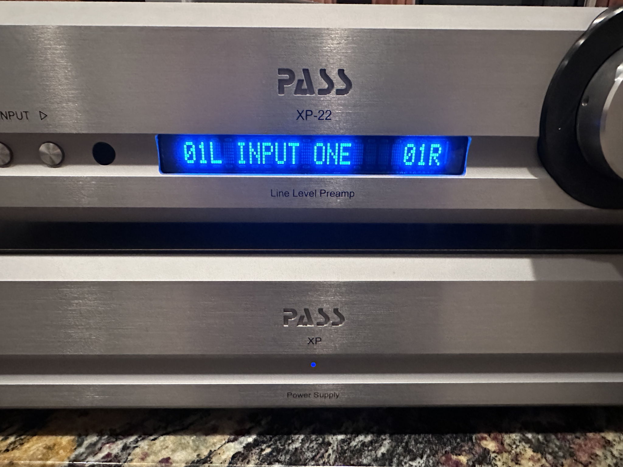 Pass Labs XP-22 2