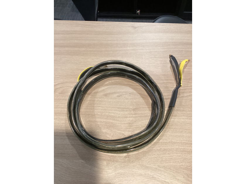 Pre-Owned Analysis Plus Inc. - Oval 9 10ft. SINGLE Speaker Cable With Bananas