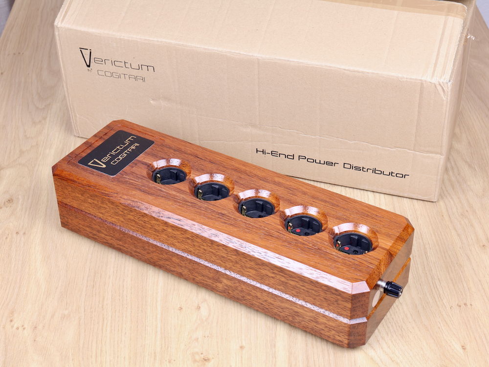 Verictum Cogitari SX Ultimate highend audio power distr...