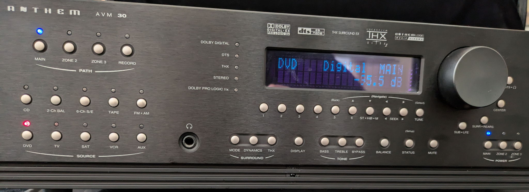 Anthem Preamplifier-Processor-Tuner 2