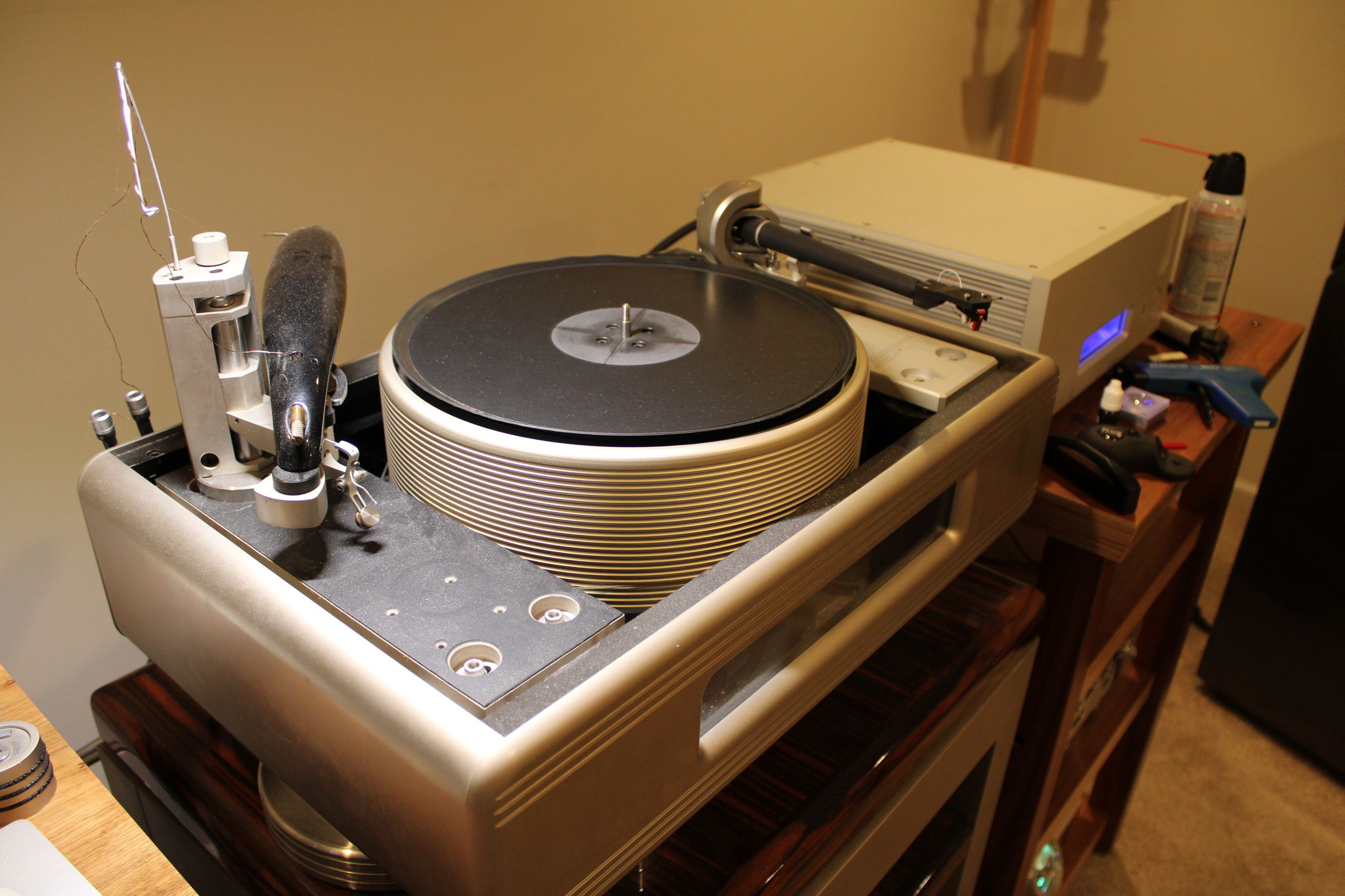 CONTINUUM AUDIO LABS CALIBURN TURNTABLE WITH COBRA TONE... 9
