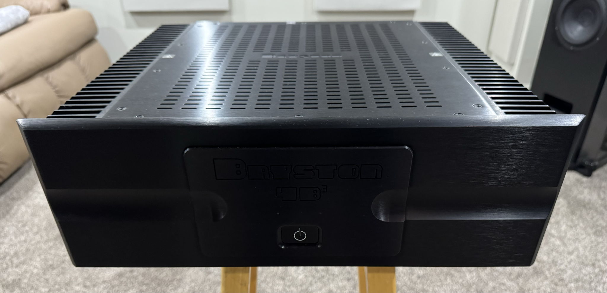 Bryston 4B3 Cubed Power Amplifier in Black. Free Shipping 5