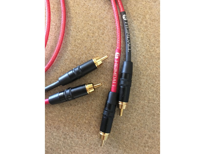 Nordost Heimdall pair 1 meter RCA interconnects