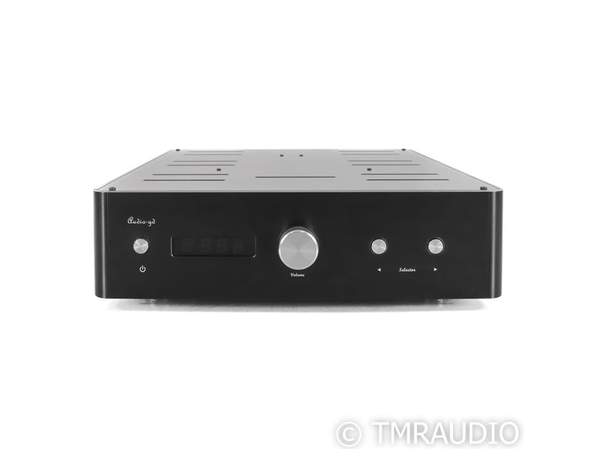 Audio GD Vacuum HE1 XLR Stereo Tube Preamplifier; HE (57796)