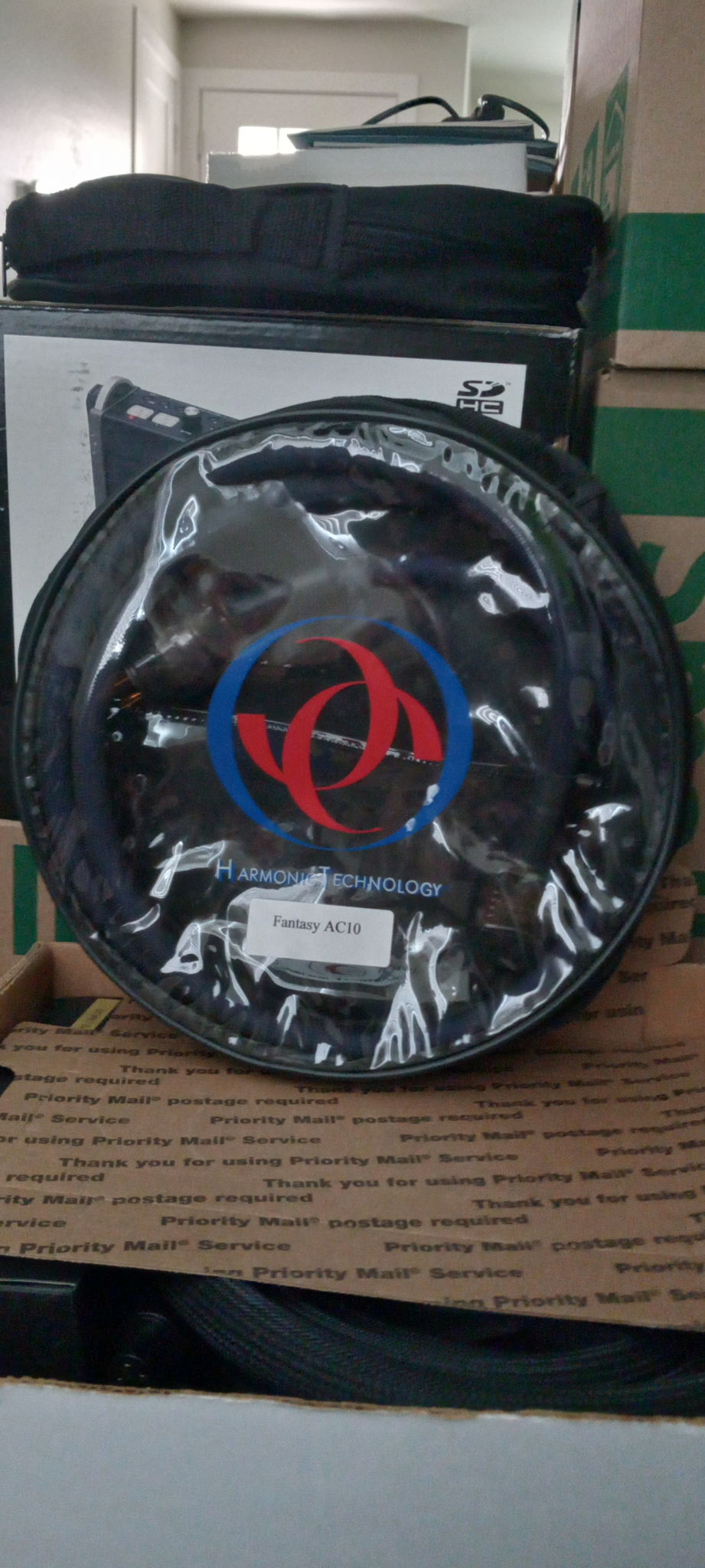 Harmonic Technology FANTASY AC-10 Power Conditioning Co...