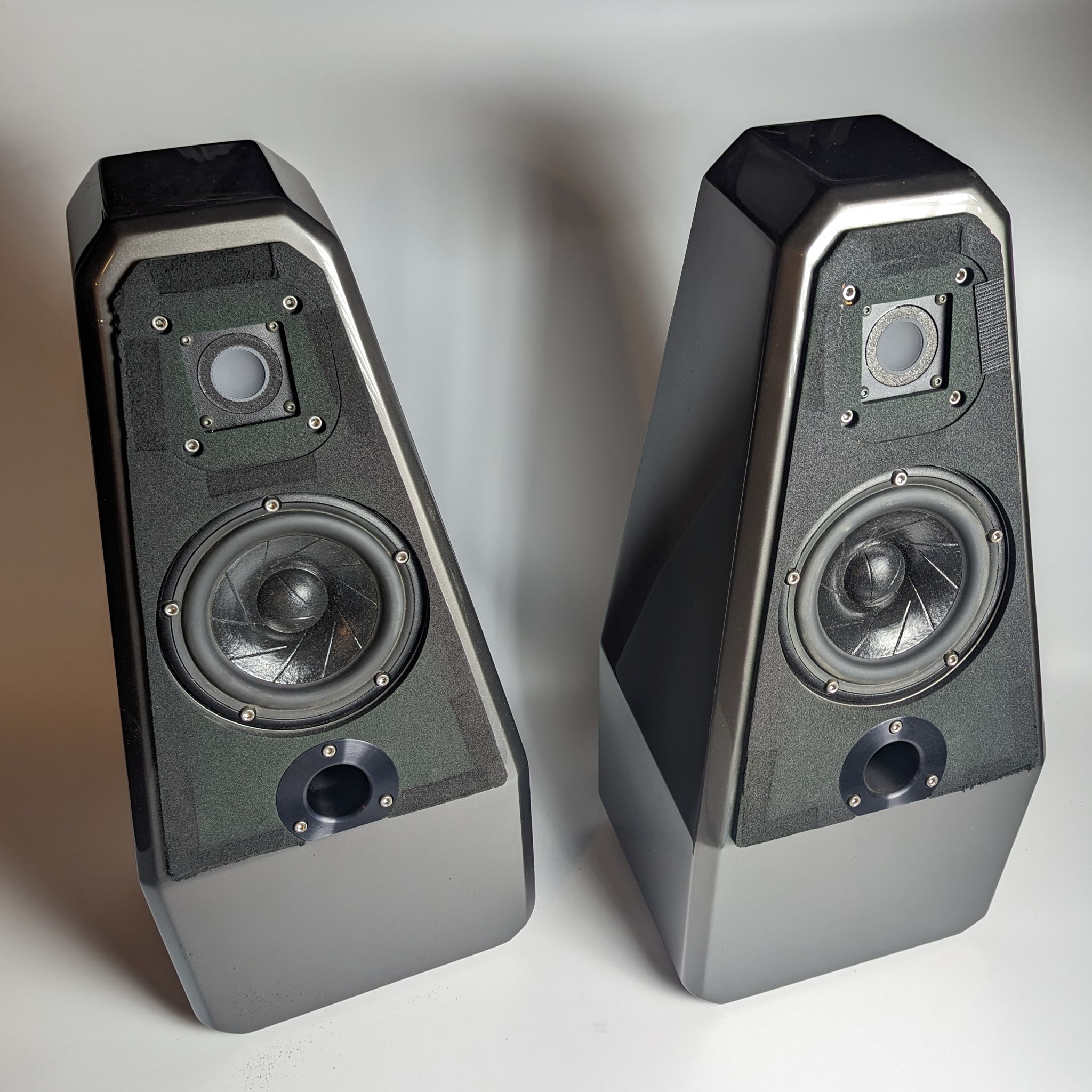 Wilson Audio Watch Surround Series 1 For Sale | Audiogon