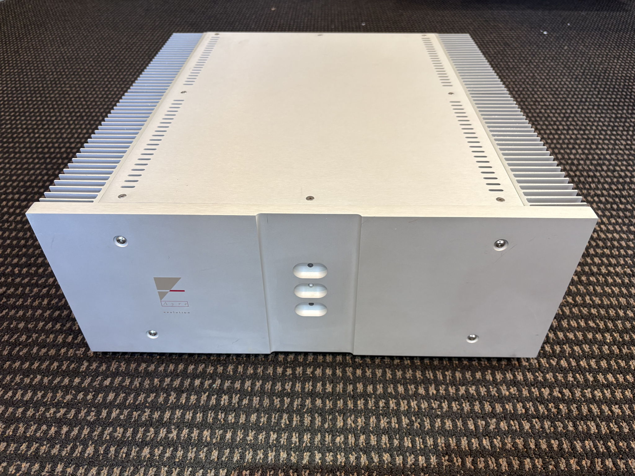 Ayre Acoustics V-1 in Silver