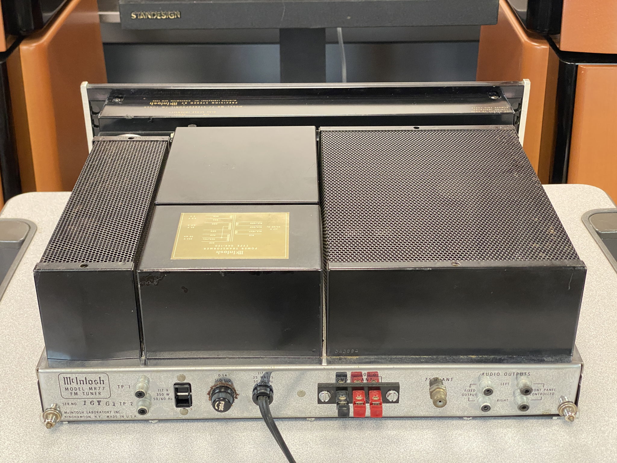 McIntosh MR 77 FM Vintage Stereo Tuner w/ walnut wood c... 9