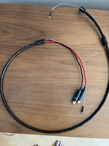 Nordost Tyr 2  Tonearm cable +