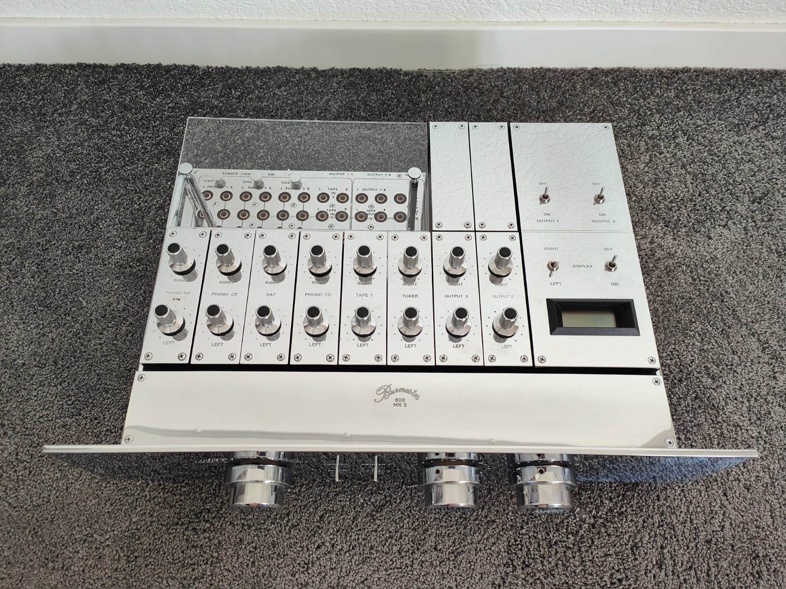 Burmester 808 mkIII High End pre amplifier with modules 2