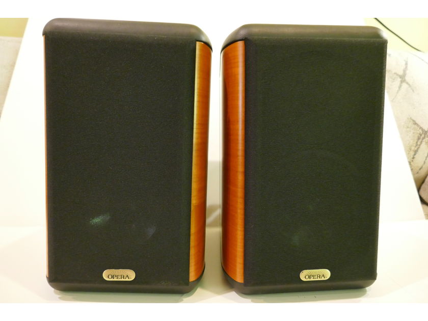 Opera Loudspeakers Mezza with  free shipping